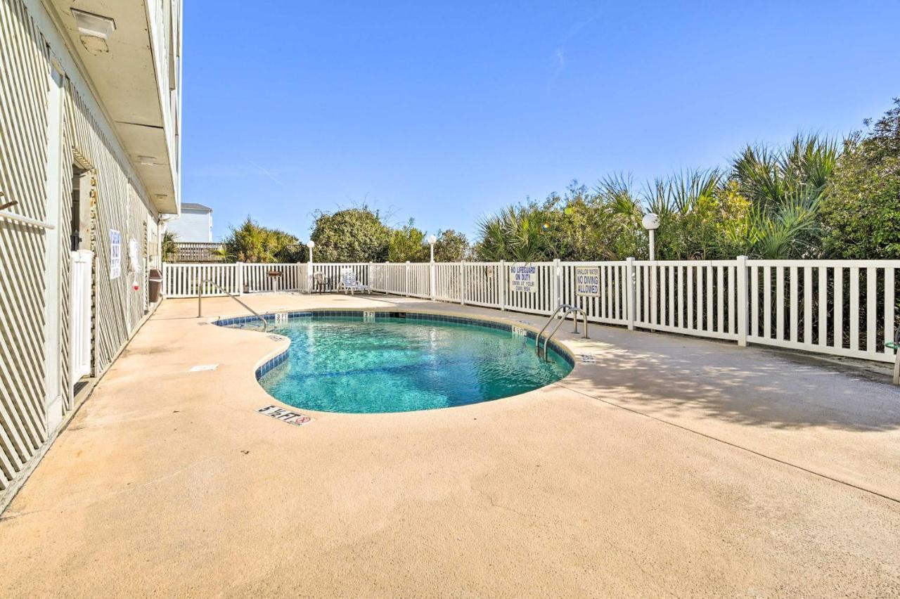 On-The-Beach Escape Oceanfront In Surfside! Миртл-Бич Экстерьер фото